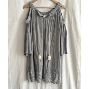 Knox Rose Cold Shoulder sz Medium embroidered blue trapeze dress modern boho